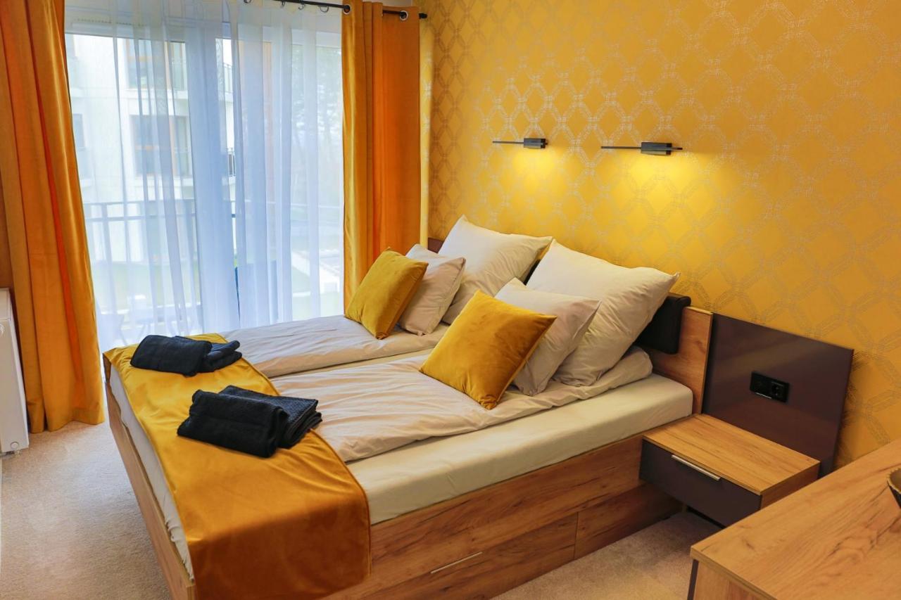 Apartament Elegance Yellow W Let'S Sea Basen&Spa Gąski Exterior photo